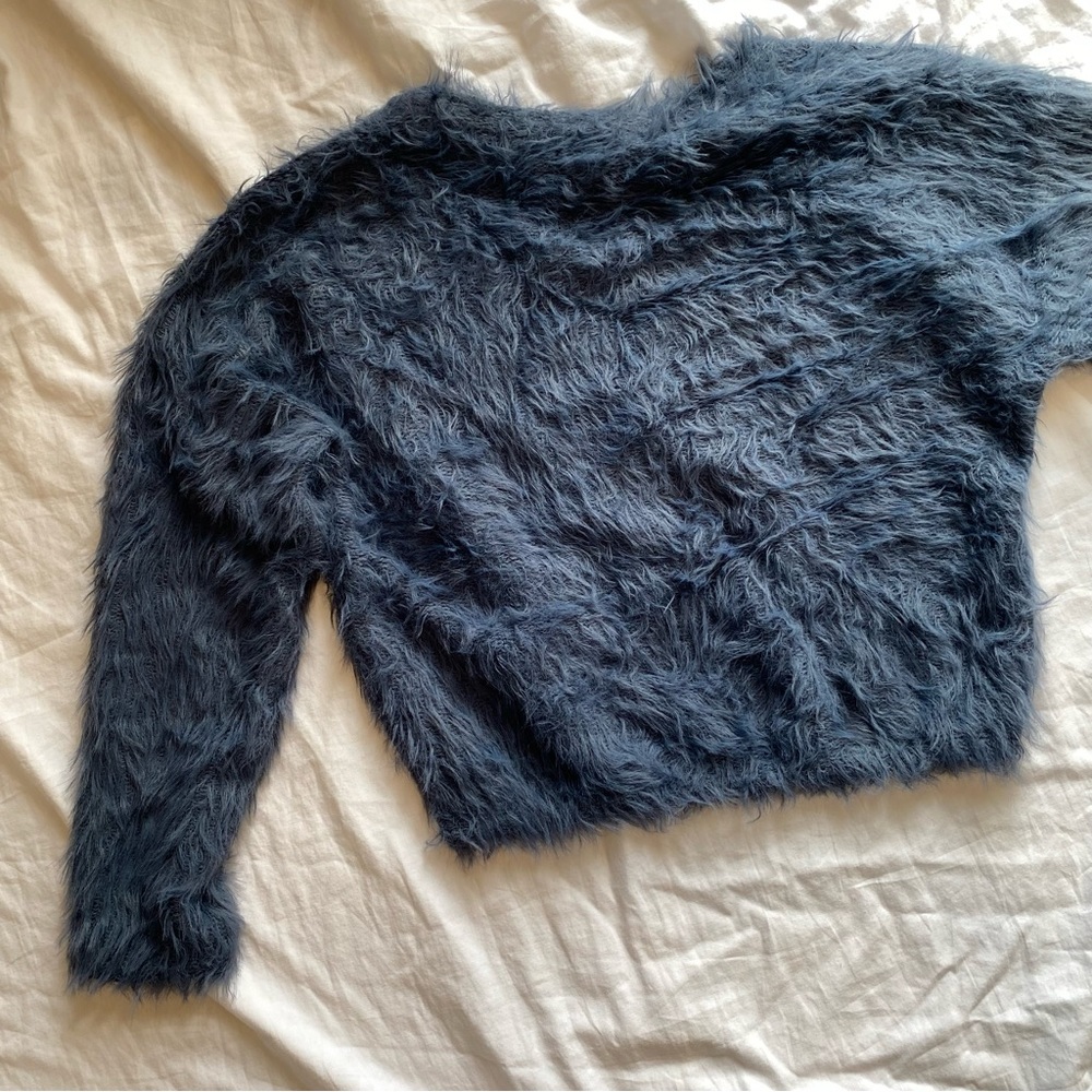 Blue fuzzy sweater US S
